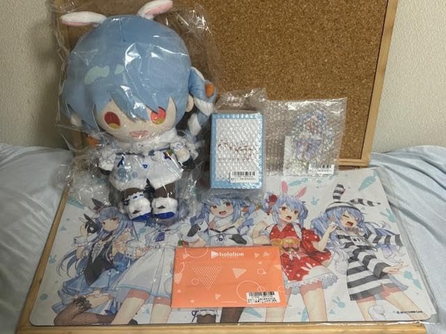 ホロライブ 兎田 ぺこら 4周年 記念 フルセット 兎田ぺこら 活動4周年記念 – hololive production official shop